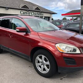 Volvo XC60 2.0 D4 SE NAV 2WD automatic 69,000m NAV, cruise control, bluetooth