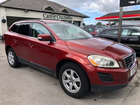 Volvo XC60 2.0 D4 SE NAV 2WD automatic 69,000m NAV, cruise control, bluetooth