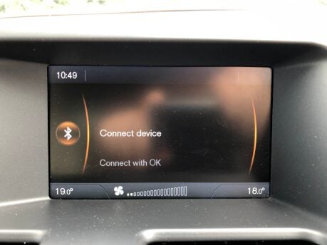 Volvo XC60 2.0 D4 SE NAV 2WD automatic 69,000m NAV, cruise control, bluetooth 17