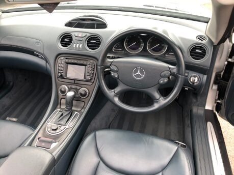 Mercedes-Benz SL Series SL500 v8 automatic petrol great service history, cruise, AC, BOSE, NAV, 6