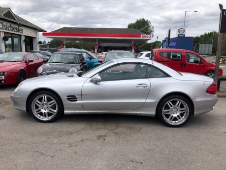 Mercedes-Benz SL Series SL500 v8 automatic petrol great service history, cruise, AC, BOSE, NAV, 4