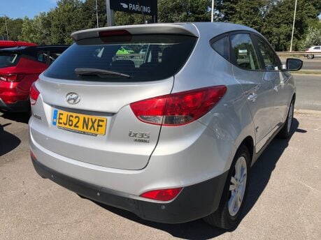 Hyundai ix35 1.7 CRDI STYLE 86,000 miles, 2 owners, sensors, AC, heated seats F+R 8
