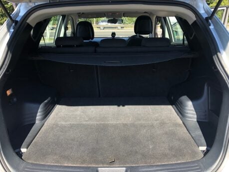 Hyundai ix35 1.7 CRDI STYLE 86,000 miles, 2 owners, sensors, AC, heated seats F+R 13