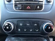 Hyundai ix35 1.7 CRDI STYLE 86,000 miles, 2 owners, sensors, AC, heated seats F+R 17