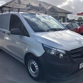 Mercedes-Benz Vito 111 CDI 104,000 miles, 1 owner, service history, AC, NAV, Roof rack, ladder