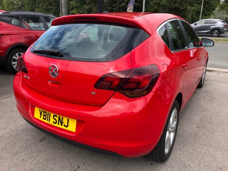 Vauxhall Astra 1.6 SRI petrol automatic just 52,000 miles, service history, ULEZ compliant 8