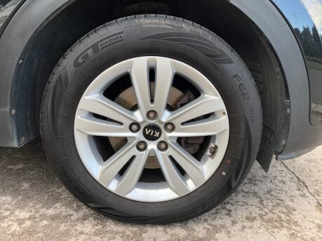 Kia Sportage 1.6 ISG 2 petrol manual 2 owners, ULEZ compliant, service history 19