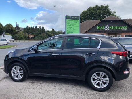 Kia Sportage 1.6 ISG 2 petrol manual 2 owners, ULEZ compliant, service history 13