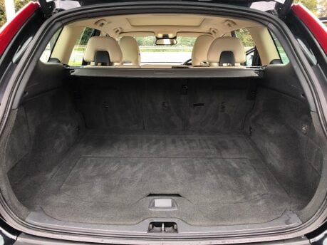 Volvo XC60 2.4 D5 SE LUX NAV AWD, just 73,000m, 2 owners, FSH+Cambelt changed 27