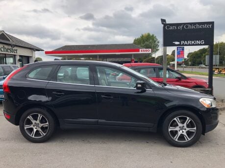 Volvo XC60 2.4 D5 SE LUX NAV AWD, just 73,000m, 2 owners, FSH+Cambelt changed 9