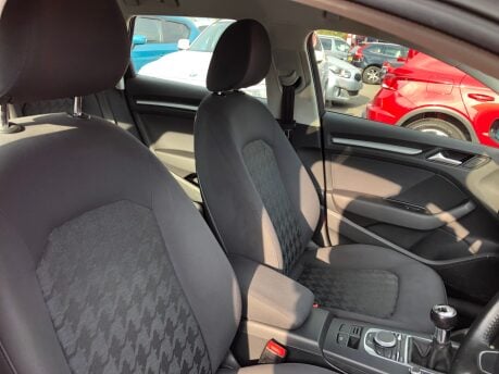 Audi A3 1.2 TFSI SE petrol manual 67,000m 2 owners, service history £35 tax 6