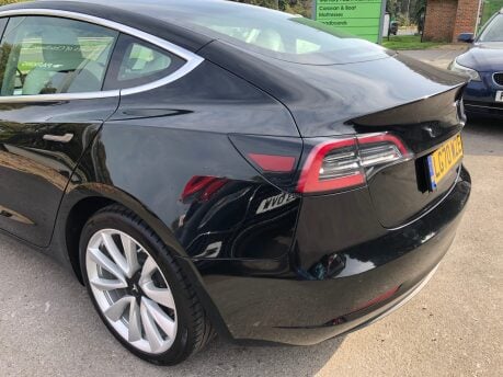 Tesla Model 3 LONG RANGE AWD 36,000 miles, 348 range, white leather, 19inch alloys 11