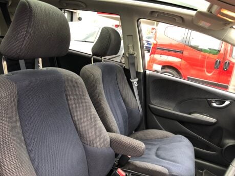 Honda Jazz 1.4 I-VTEC EX automatic petrol just 44,000 miles, £165 tax, panroof, ULEZ 6