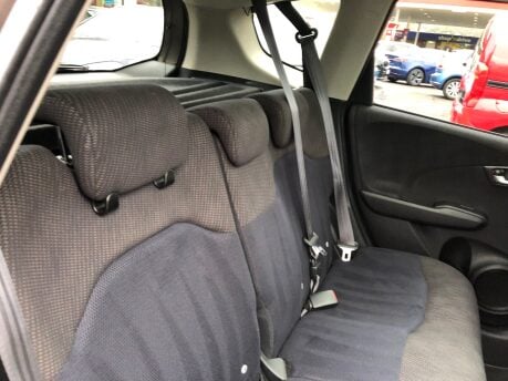 Honda Jazz 1.4 I-VTEC EX automatic petrol just 44,000 miles, £165 tax, panroof, ULEZ 8