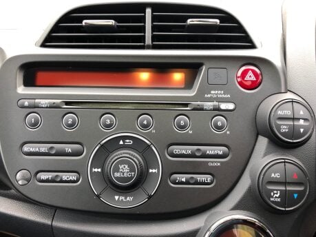 Honda Jazz 1.4 I-VTEC EX automatic petrol just 44,000 miles, £165 tax, panroof, ULEZ 36