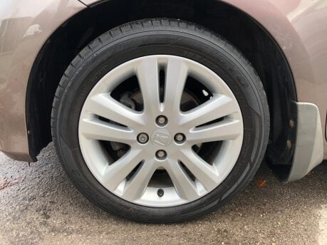 Honda Jazz 1.4 I-VTEC EX automatic petrol just 44,000 miles, £165 tax, panroof, ULEZ 25