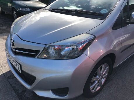 Toyota Yaris 1.3 VVT-I TR 5 door petrol manual just 43,000 miles, FSH, ULEZ compliant 21