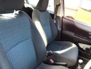 Toyota Yaris 1.3 VVT-I TR 5 door petrol manual just 43,000 miles, FSH, ULEZ compliant 8