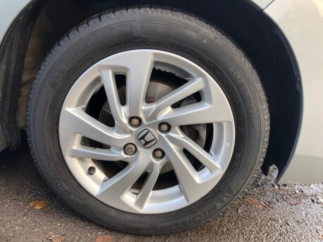 Honda Jazz I-VTEC SE CVT automatic petrol 5 door, £35 road tax, ULEZ compliant 29