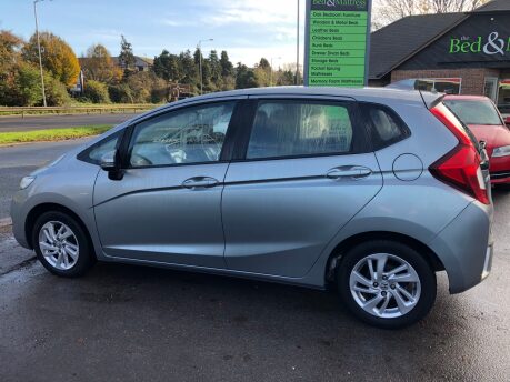 Honda Jazz I-VTEC SE CVT automatic petrol 5 door, £35 road tax, ULEZ compliant 9