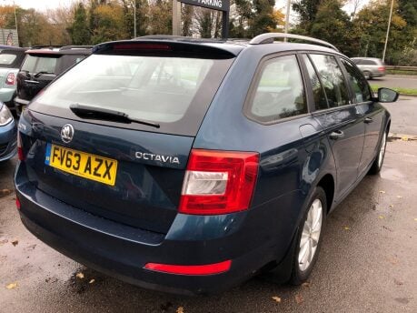 Skoda Octavia S 1.6 TDI CR manual estate, just 62,000 miles, £20 road tax, 2 owners 11