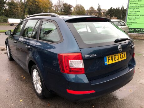 Skoda Octavia S 1.6 TDI CR manual estate, just 62,000 miles, £20 road tax, 2 owners 13