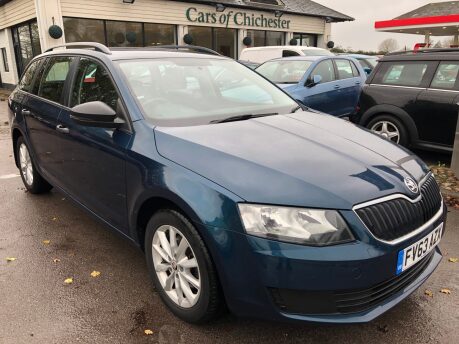 Skoda Octavia S 1.6 TDI CR manual estate, just 62,000 miles, £20 road tax, 2 owners 9