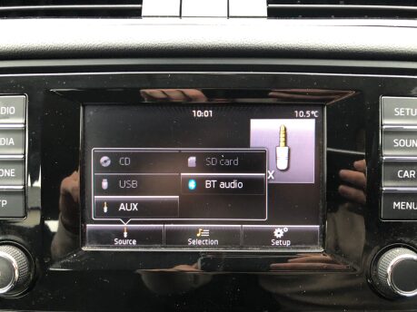 Skoda Octavia S 1.6 TDI CR manual estate, just 62,000 miles, £20 road tax, 2 owners 29