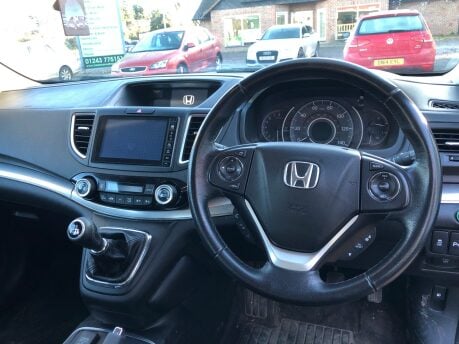 Honda CR-V I-VTEC SE petrol manual, 74,000 miles, 3 owners, ULEZ compliant 4