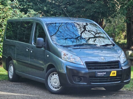 Peugeot Expert Combi 2.0 Independence SE 5dr