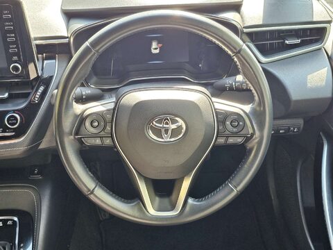 Toyota Corolla 1.8 Corolla Design HEV CVT 5dr 49