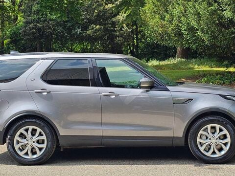 Land Rover Discovery 3.0 Discovery SE SD6 Auto 4WD 29