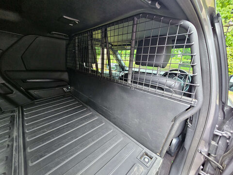 Land Rover Discovery 3.0 Discovery SE SD6 Auto 4WD 15