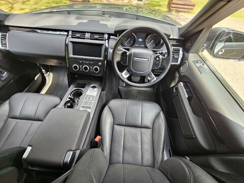Land Rover Discovery 3.0 Discovery SE SD6 Auto 4WD 44