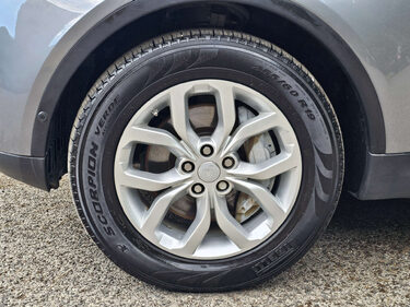 Land Rover Discovery 3.0 Discovery SE SD6 Auto 4WD 3