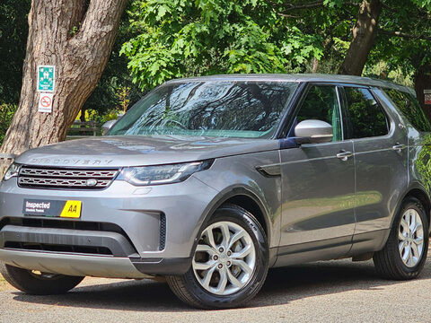 Land Rover Discovery 3.0 Discovery SE SD6 Auto 4WD 25