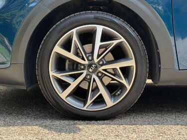 Kia Niro 1.6 Niro 3 HEV Semi-Auto 5dr 2