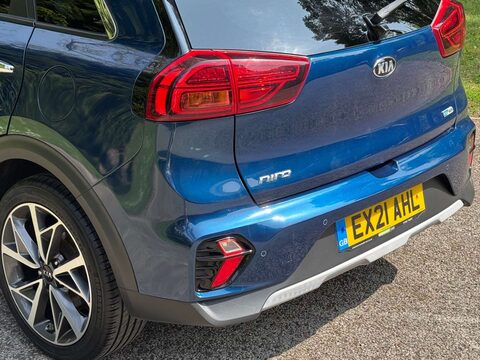 Kia Niro 1.6 Niro 3 HEV Semi-Auto 5dr 17
