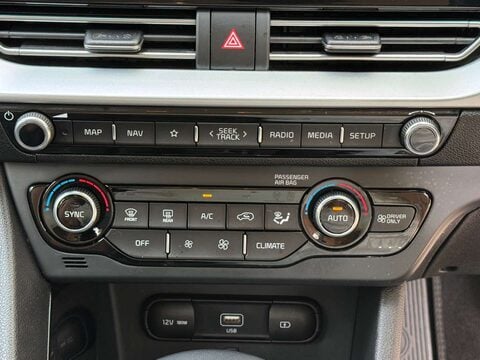 Kia Niro 1.6 Niro 3 HEV Semi-Auto 5dr 54