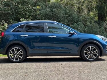Kia Niro 1.6 Niro 3 HEV Semi-Auto 5dr 1