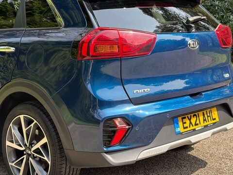 Kia Niro 1.6 Niro 3 HEV Semi-Auto 5dr 16