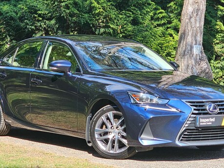 Lexus Is 2.5 IS 300h Advance CVT 4dr