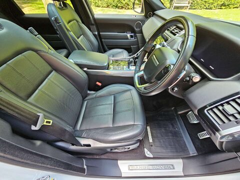 Land Rover Range Rover Sport 3.0 Range Rover Sport HSE Dynamic SDV6 Auto 4WD 5dr 17
