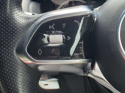 Jaguar XE 2.0 XE R-Dynamic S D Auto 4dr 17