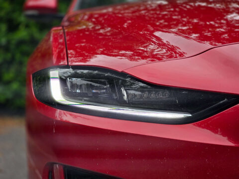 Jaguar XE 2.0 XE R-Dynamic S D Auto 4dr 64