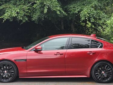 Jaguar XE 2.0 XE R-Dynamic S D Auto 4dr 1