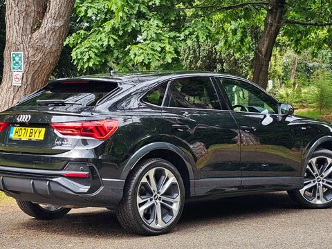 Audi Q3 2.0 Q3 Sportback 40 TFSI Black Edition Quattro Semi-Auto 4WD 5dr 7