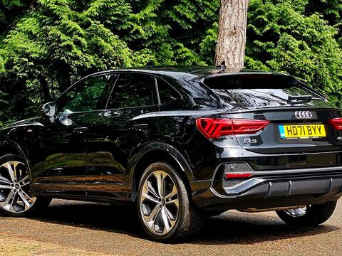 Audi Q3 2.0 Q3 Sportback 40 TFSI Black Edition Quattro Semi-Auto 4WD 5dr 24