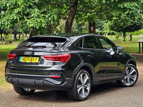 Audi Q3 2.0 Q3 Sportback 40 TFSI Black Edition Quattro Semi-Auto 4WD 5dr 31