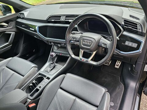 Audi Q3 2.0 Q3 Sportback 40 TFSI Black Edition Quattro Semi-Auto 4WD 5dr 59